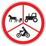 313 Nurodyto transporto eismas draudžiamas (Kelio ženklas atstoja kelis kartu pastatytus draudžiamuosius kelio ženklus ir draudžia važiuoti tomis transporto priemonėmis, kuriomis važiuoti draudžia atitinkami kelio ženklai)