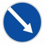 407 Apvažiuoti iš dešinės (Kliūtį apvažiuoti leidžiama tik iš dešinės pusės)